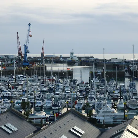 Liberty Wharf 4* Saint Helier