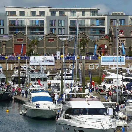 Aparthotel Liberty Wharf 4*