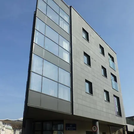 Liberty Wharf Aparthotel 4*