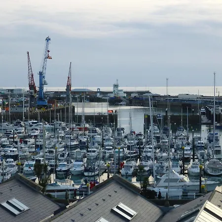 Aparthotel Liberty Wharf 4*