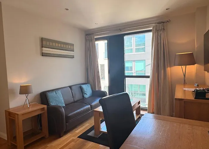 公寓式酒店 Liberty Wharf 圣赫利尔泽西