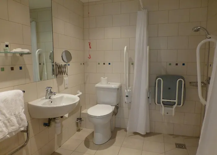 Aparthotel Liberty Wharf 4*